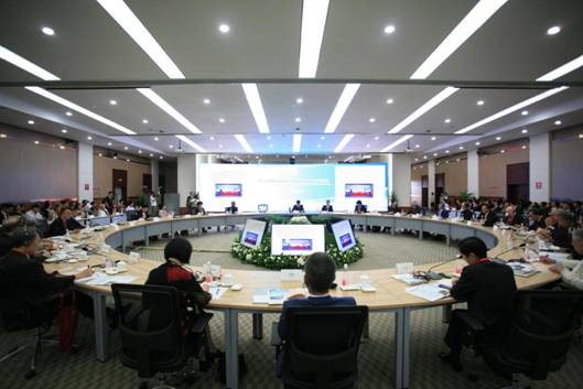 建设世界一流大学 四川大学发展战略国际咨询理事会召开第一届第二次会议
