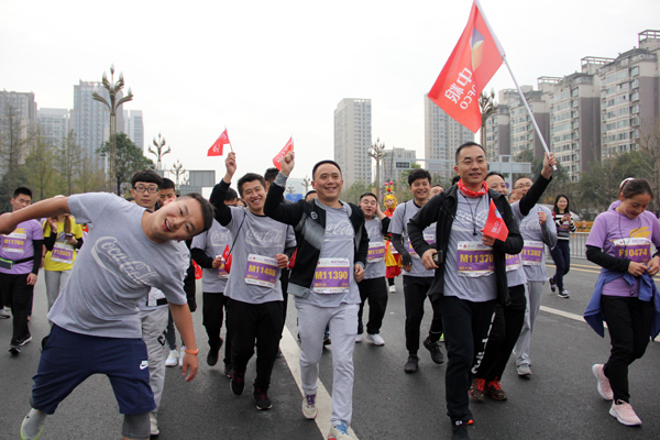 2018金温江半程马拉松赛在成都举行